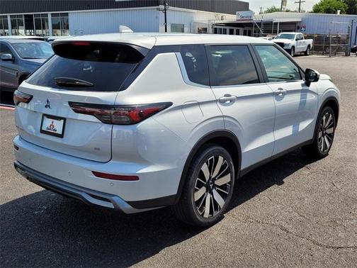 2025 Mitsubishi Outlander SE 2.5 2WD