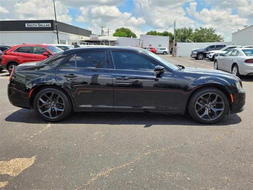 2021 Chrysler 300 S