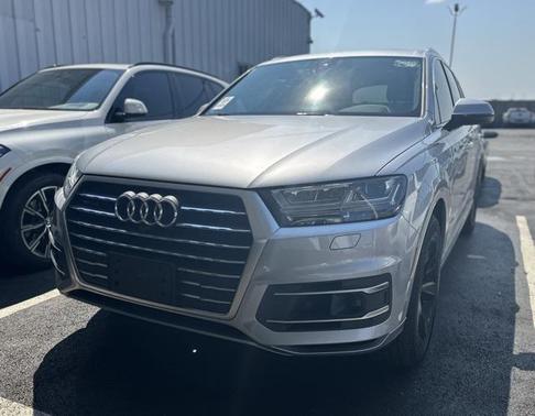 2019 Audi Q7 55 Premium Plus
