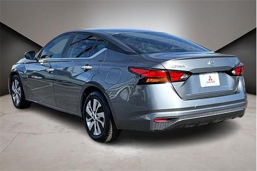 2022 Nissan Altima S FWD