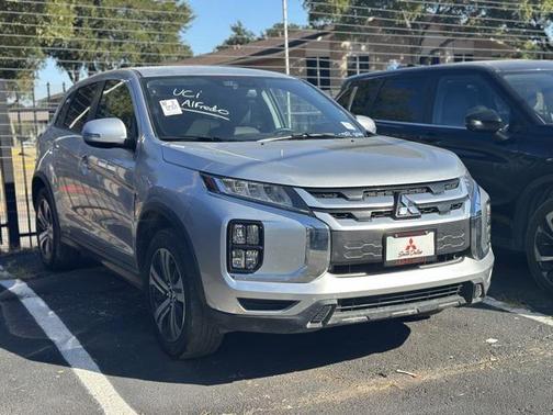2023 Mitsubishi Outlander Sport SE