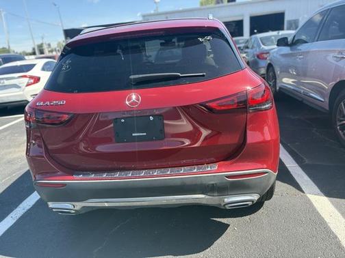 2021 Mercedes-Benz GLA 250 Base 4MATIC