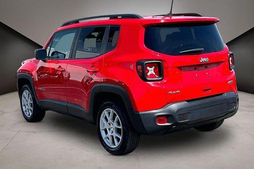 Colorado Red Clearcoat 2022 Jeep Renegade Latitude