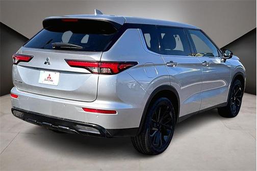 2022 Mitsubishi Outlander Black Edition S-AWC