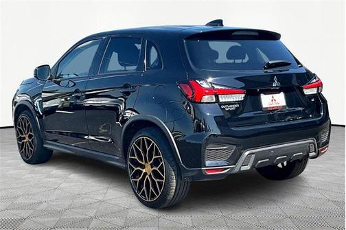2024 Mitsubishi Outlander Sport SE