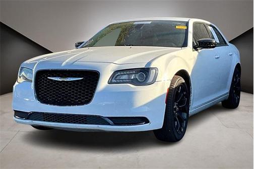 2019 Chrysler 300 Touring