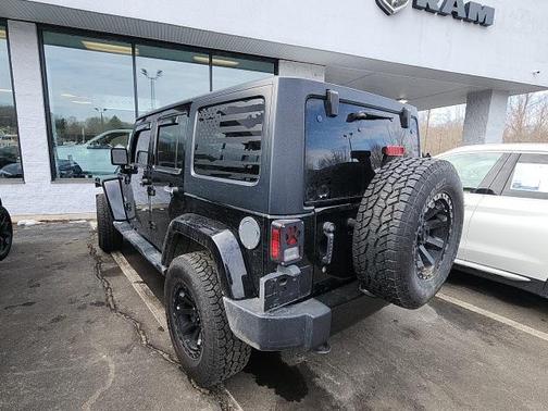 2017 Jeep Wrangler Unlimited Sahara