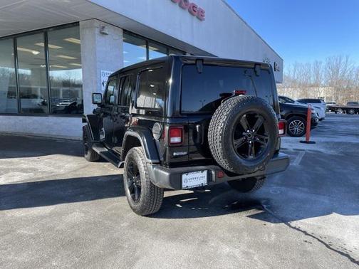 2022 Jeep Wrangler Unlimited Sahara