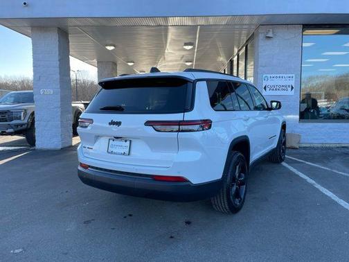 2023 Jeep Grand Cherokee L Altitude