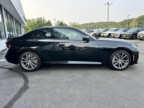 2024 BMW 230 i xDrive