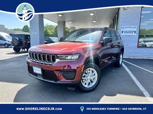 2025 Jeep Grand Cherokee Laredo