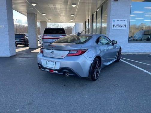 2025 Subaru BRZ tS