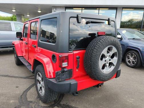 Firecracker Red Clearcoat 2017 Jeep Wrangler Unlimited Sahara