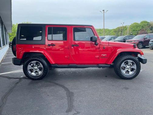 Firecracker Red Clearcoat 2017 Jeep Wrangler Unlimited Sahara