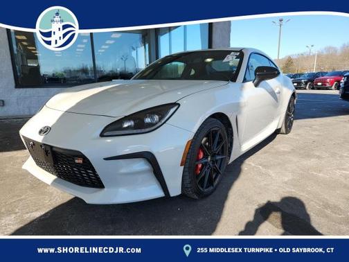 2025 Toyota GR86 Premium