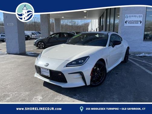 2025 Toyota GR86 Premium