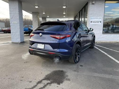 2020 Alfa Romeo Stelvio Base