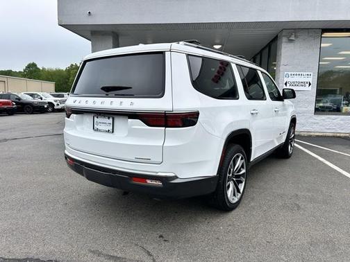 2022 Jeep Wagoneer Series III 4x4