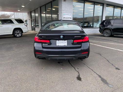 2023 BMW M550 i Xdrive