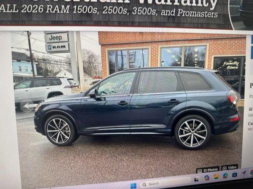 Waitomo Blue Metallic 2023 Audi Q7 55 Prestige