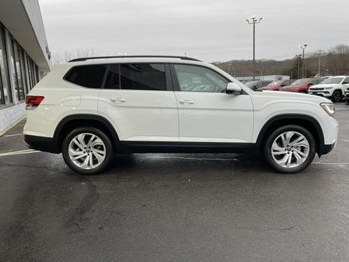 2022 Volkswagen Atlas 3.6L SE w/Technology