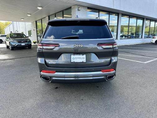 2022 Jeep Grand Cherokee L Overland