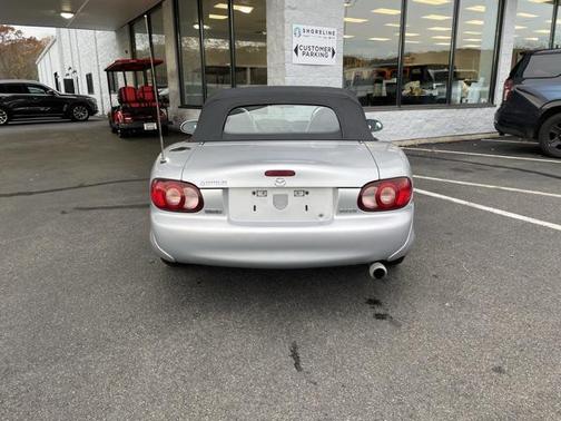 2003 Mazda MX-5 Miata Shinsen