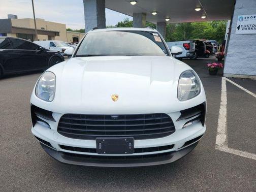 White 2021 Porsche Macan Macan
