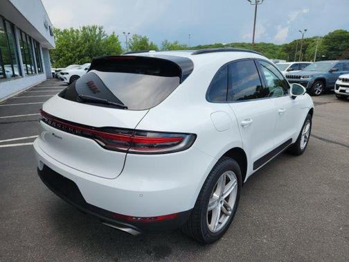 White 2021 Porsche Macan Macan