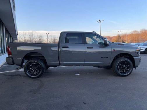 2026 RAM 2500 Big Horn Crew Cab 4x4 6'4' Box