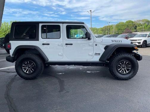 Bright White Clearcoat 2026 Jeep Wrangler Willys