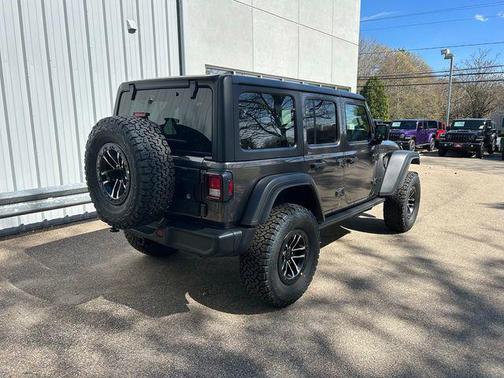 Granite Crystal Metallic Clearcoat 2026 Jeep Wrangler Willys