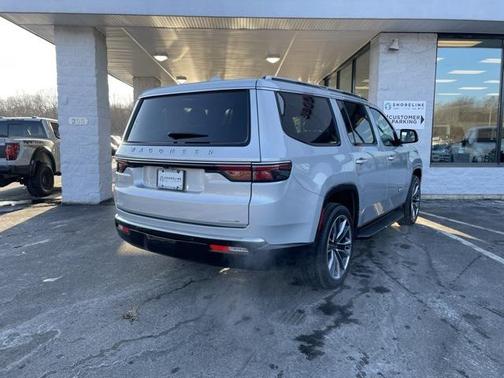 2022 Jeep Wagoneer Series II 4x4