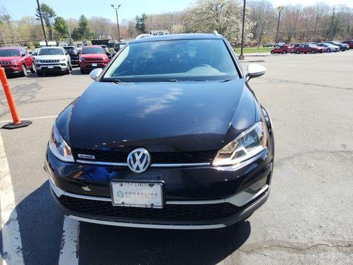 2017 Volkswagen Golf Alltrack TSI SE