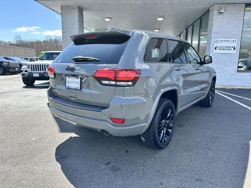 2021 Jeep Grand Cherokee Laredo