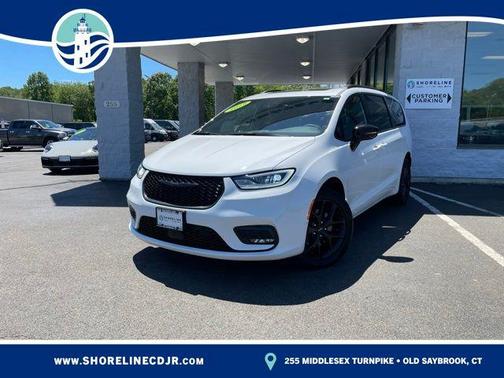 Bright White Clearcoat 2025 Chrysler Pacifica Limited