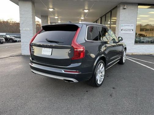 2017 Volvo XC90 T6 Inscription