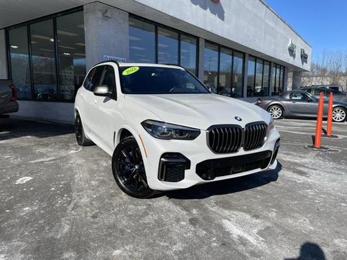 2022 BMW X5 M50i