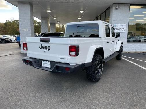 2025 Jeep Gladiator High Tide