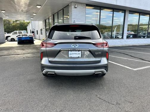 2022 INFINITI QX50 ESSENTIAL AWD