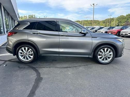 2022 INFINITI QX50 ESSENTIAL AWD