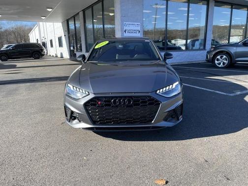 2023 Audi S4 Premium Plus TFSI quattro Tiptronic