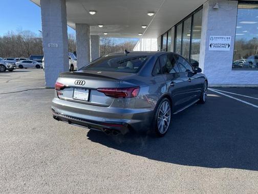 2023 Audi S4 Premium Plus TFSI quattro Tiptronic