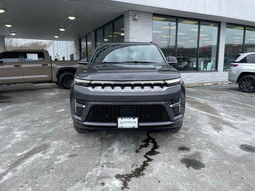 2026 Jeep Grand Wagoneer 4x4