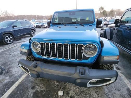 2024 Jeep Wrangler 4-Door Sahara 4x4
