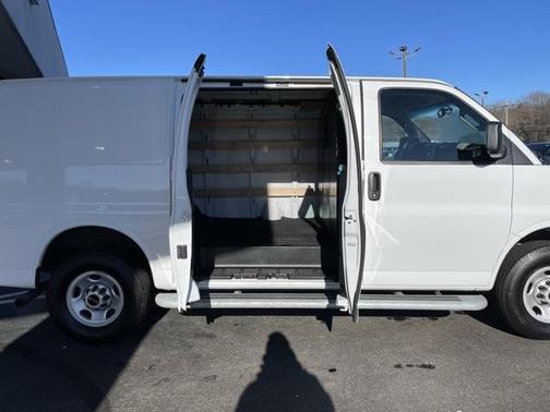 2024 GMC Savana 2500 Work Van