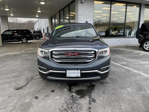 2019 GMC Acadia SLE-2