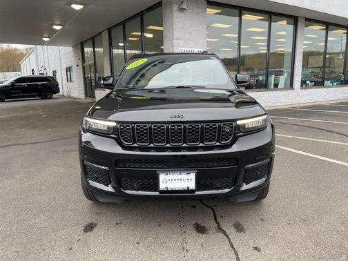 Diamond Black Crystal Pearlcoat 2023 Jeep Grand Cherokee L Summit Reserve