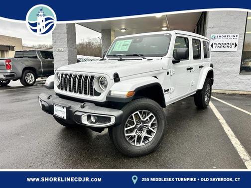2025 Jeep Wrangler 4-Door Sahara 4x4