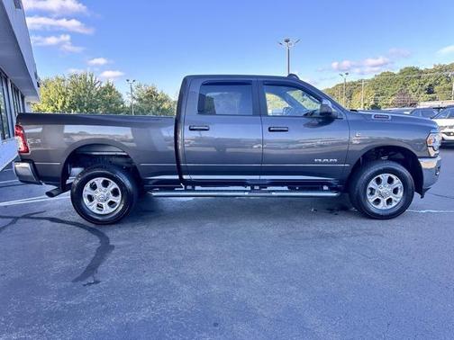 2021 RAM 2500 Big Horn Crew Cab 4x4 6'4' Box